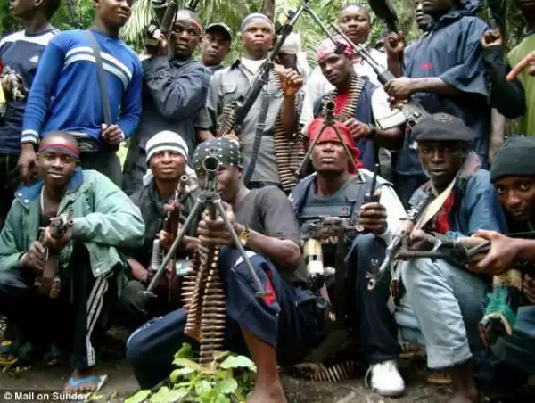 Niger Delta Avengers’ commander, Gabon arrested in Sapele